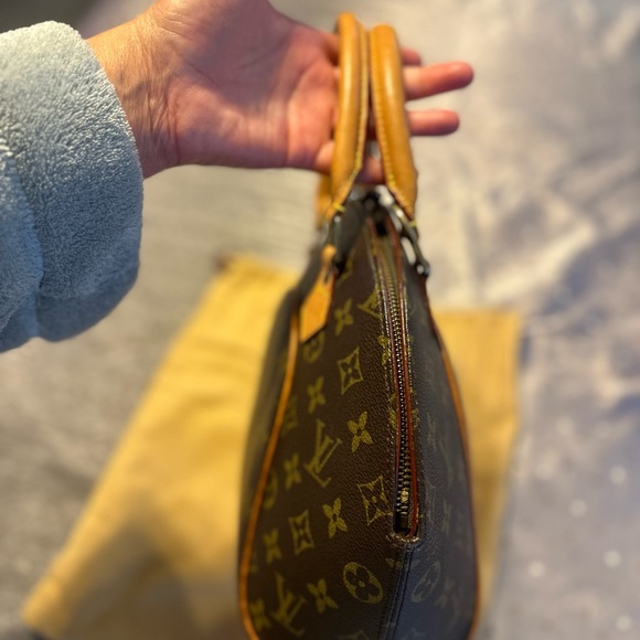 Louis Vuitton Bowling Bag Purse - Picture 5 of 12